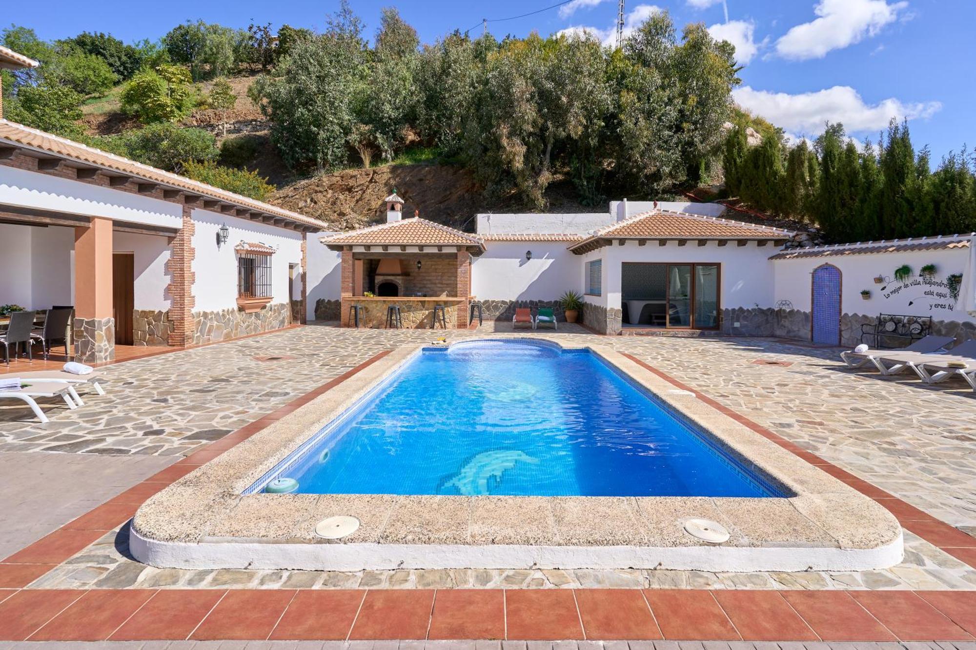 Villa Alejandro En Sayalonga Exterior foto